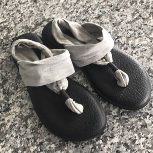 Sanuk sandals